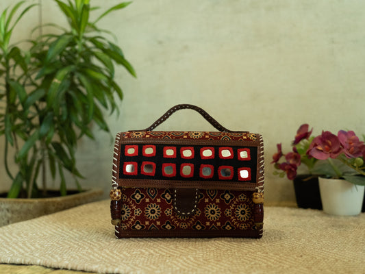 MIDNIGHT BAZAAR BOX BAG