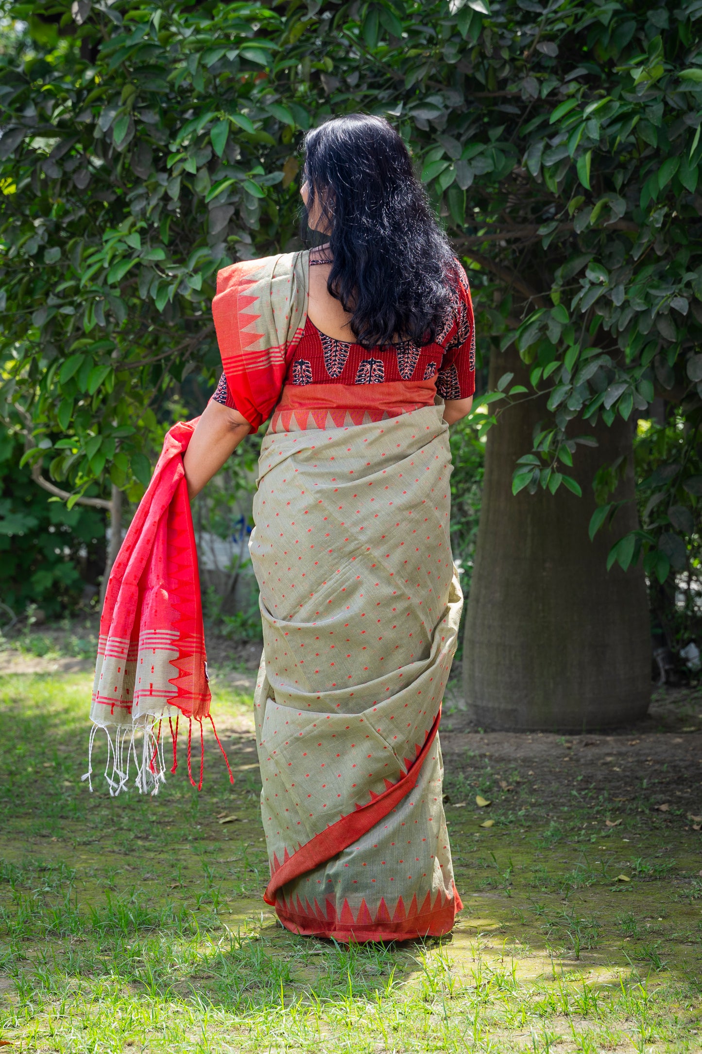 PASTEL GREEN-RED HANDWOVEN COTTON SARI