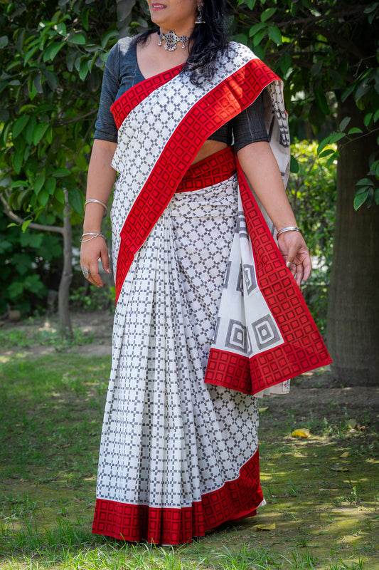 WHITE RED PATCH BORDER COTTON SARI