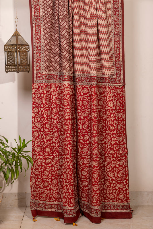 RED-OFF WHITE ZIG-ZAG BLOCK PRINT COTTON SARI